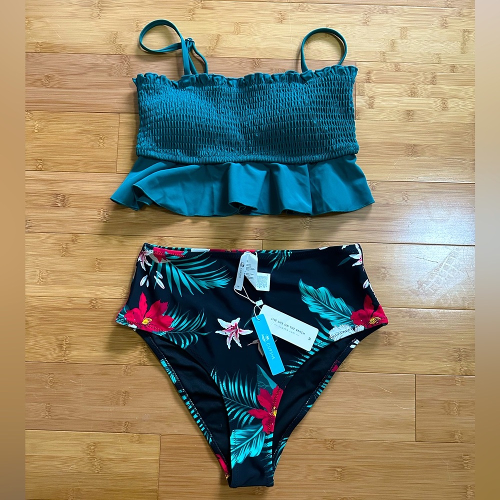 NEW Cupshe Smocked teal and black High-waisted Bikini set Size Medium.